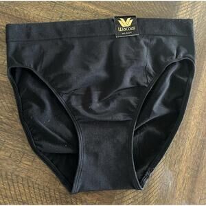 Wacoal 253358 Womens B Smooth High-Cut Panty Black Underwear Size Large